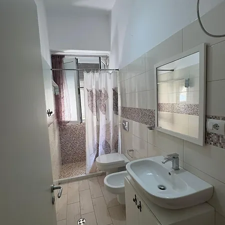 Rona Appartement *